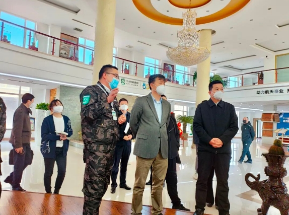 營口市市委副書記|市長姚華明同志一行蒞臨天元航材調(diào)研疫情防控和安全生產(chǎn)工作